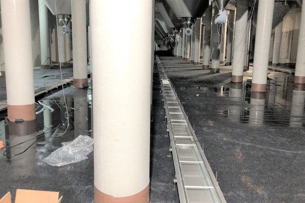 V pivovaru Budvar byl vybrán pro odvodnění podlah systém nerezových žlabů MEA